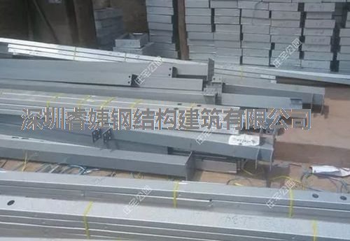 客戶花30萬建成的輕鋼別墅，優(yōu)美的外觀，坐擁山川美景(圖3)